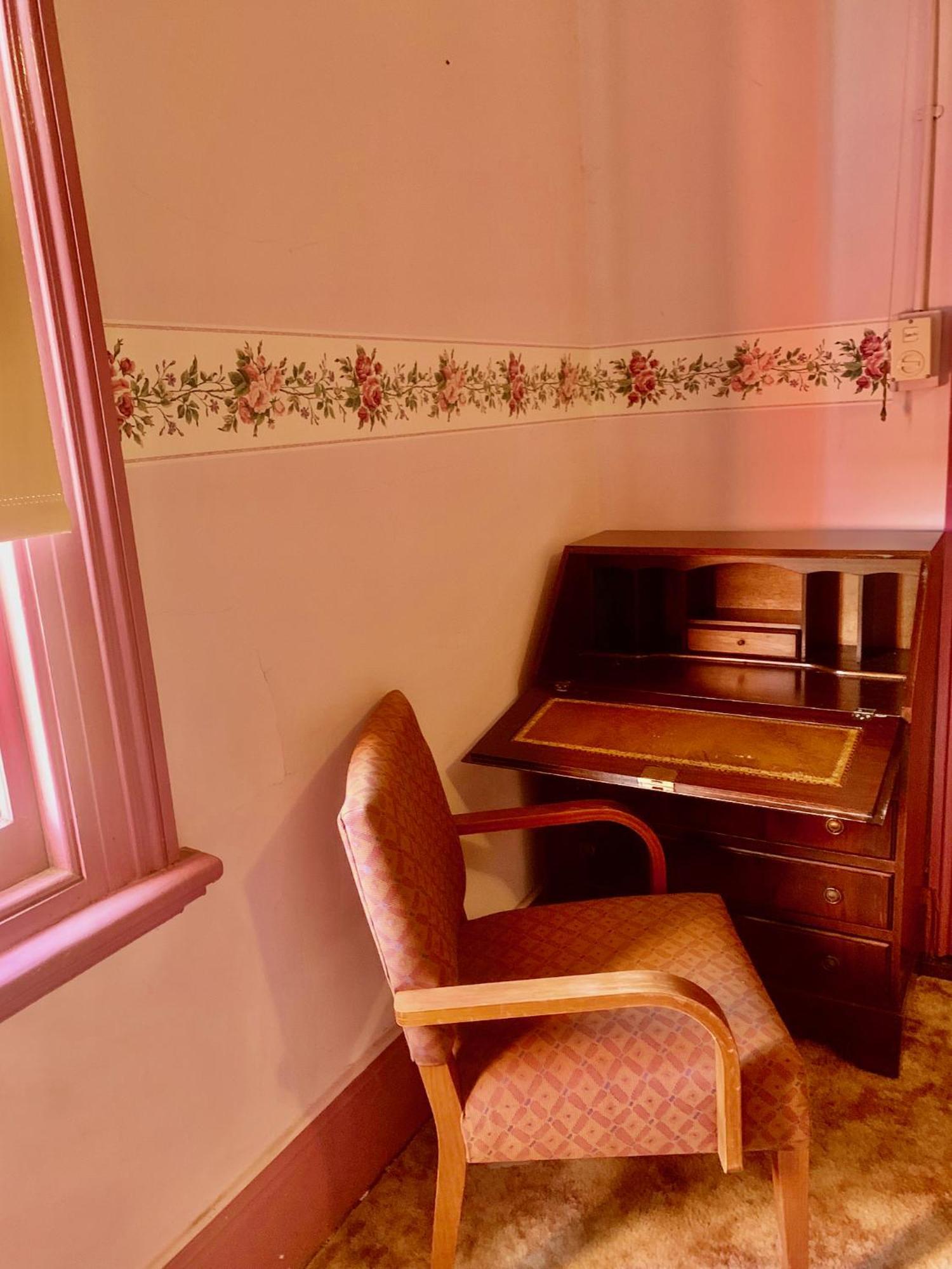 Historic Star Lodge And Station Masters House Narrandera Værelse billede